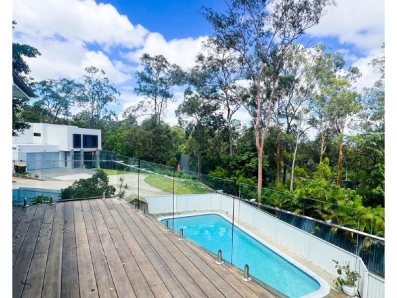 61 Coverdale Street, Indooroopilly QLD 4068