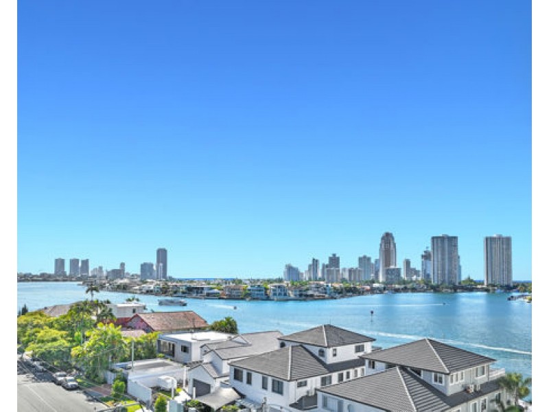 82 Stanhill Drive, Surfers Paradise QLD 4217