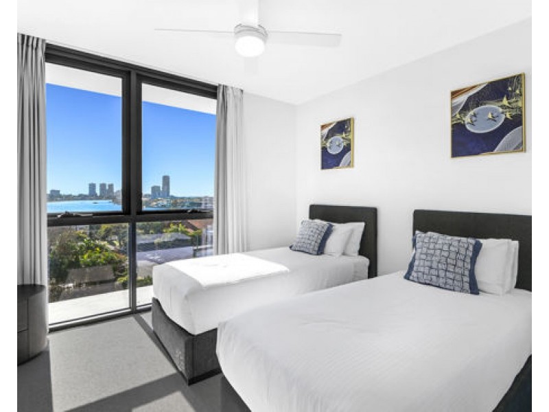 82 Stanhill Drive, Surfers Paradise QLD 4217