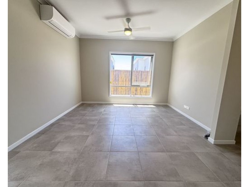 58 Bottlebrush St, Griffin QLD 4503