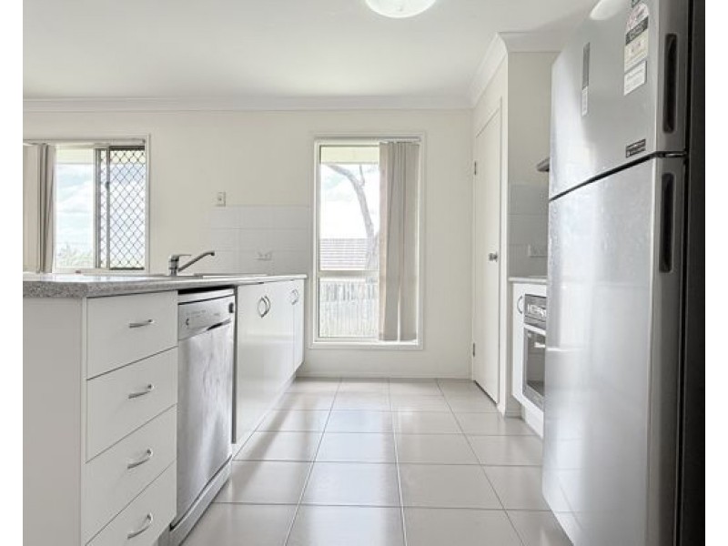 26 Davies Street, Goodna QLD 4300