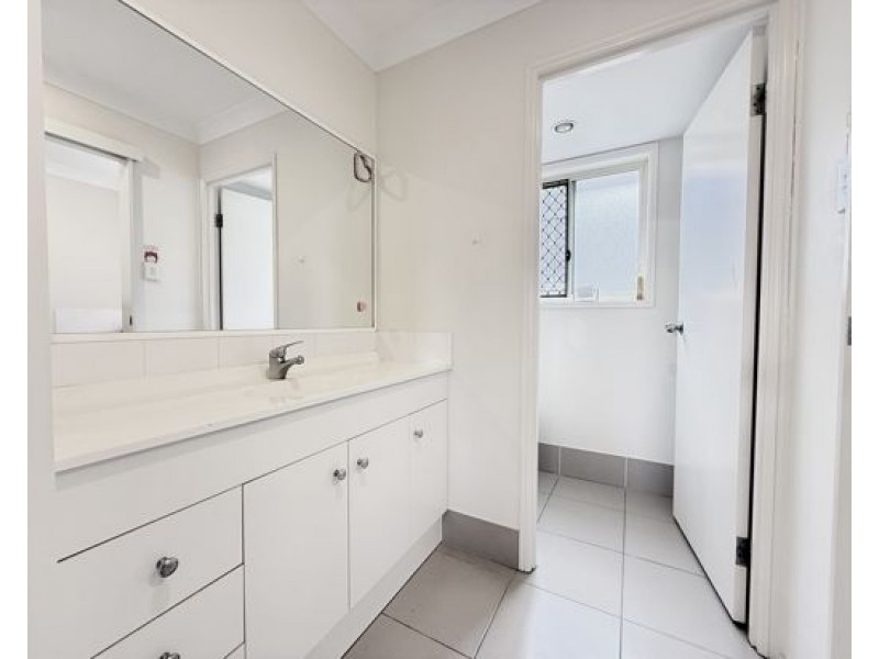 26 Davies Street, Goodna QLD 4300