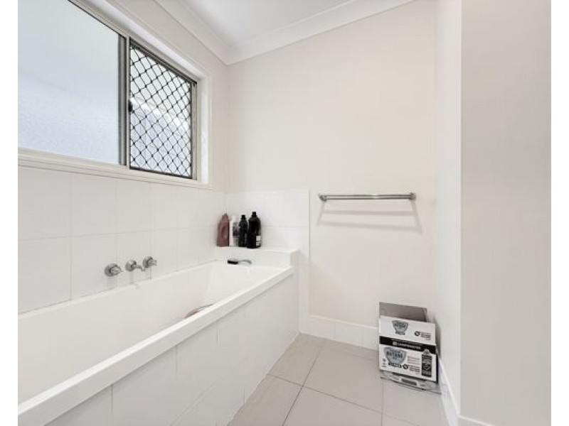 26 Davies Street, Goodna QLD 4300