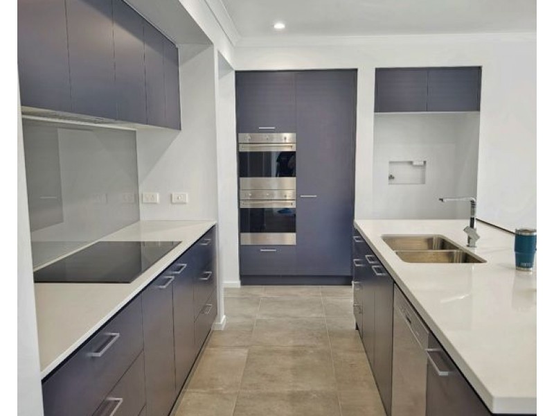 42 Samuel St, Calamvale QLD 4116