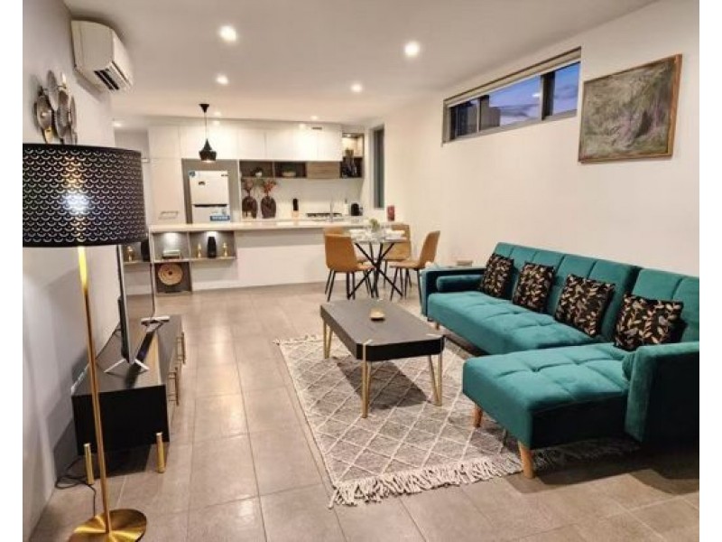 10609/16 Edmondstone Street, South Brisbane QLD 4101