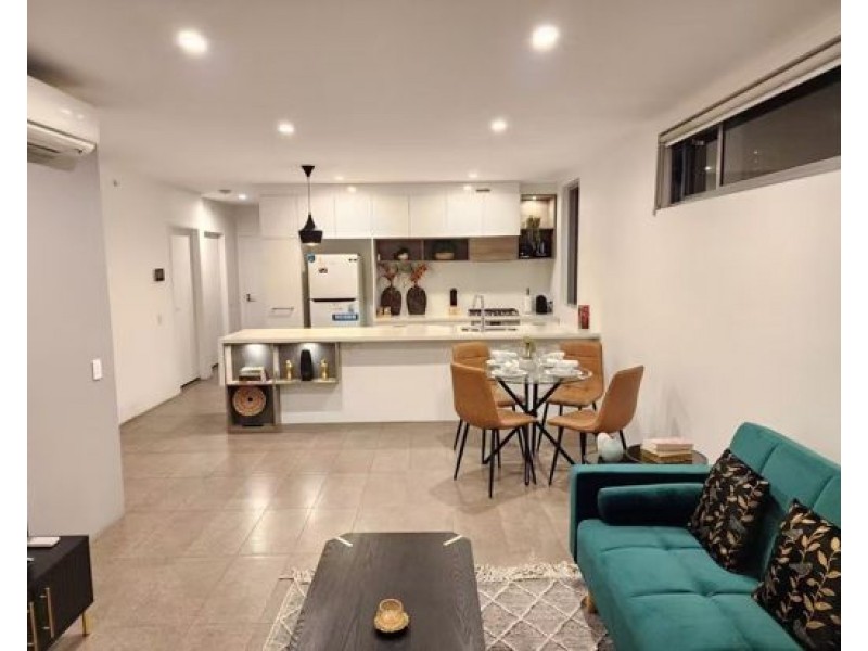 10609/16 Edmondstone Street, South Brisbane QLD 4101