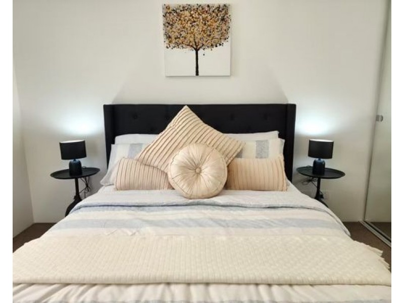 10609/16 Edmondstone Street, South Brisbane QLD 4101