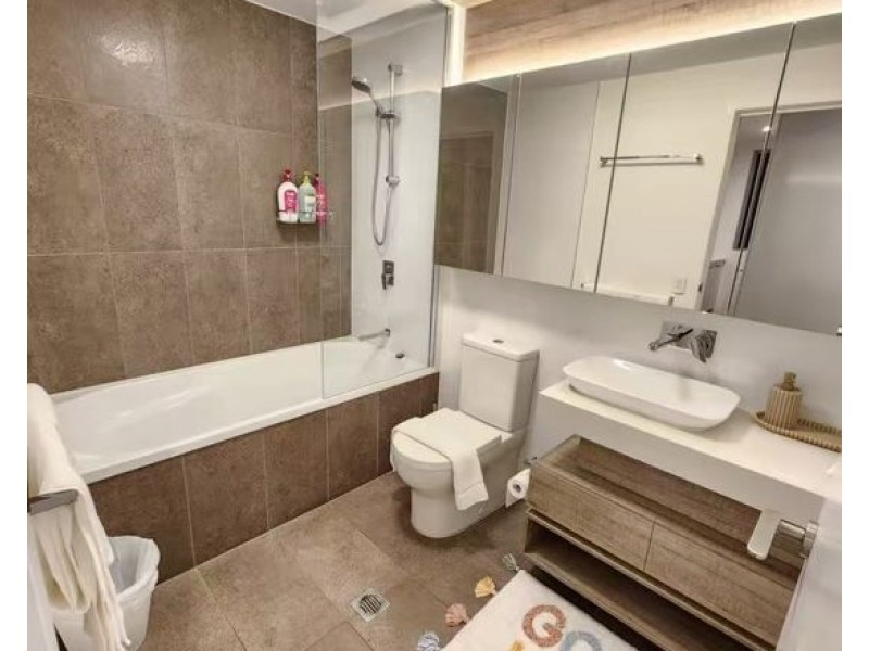 10609/16 Edmondstone Street, South Brisbane QLD 4101