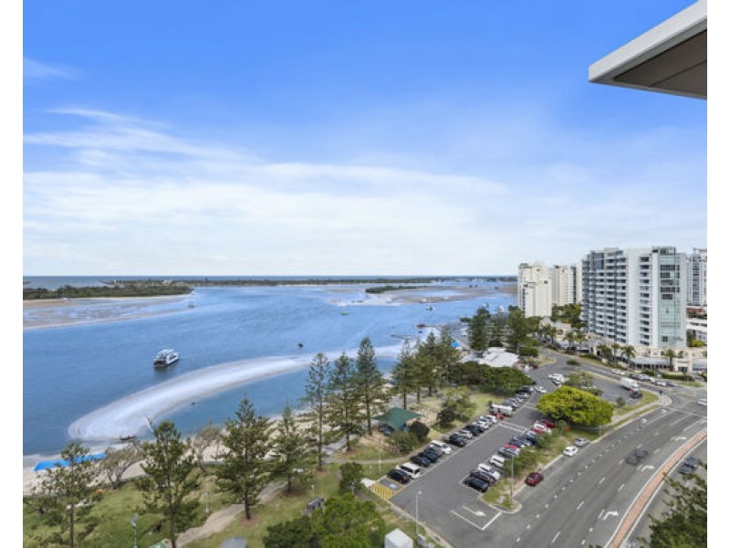 1402/372 Marine Parade, Labrador QLD 4215