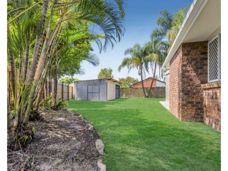 11 Simpson Court, Rothwell QLD 4022