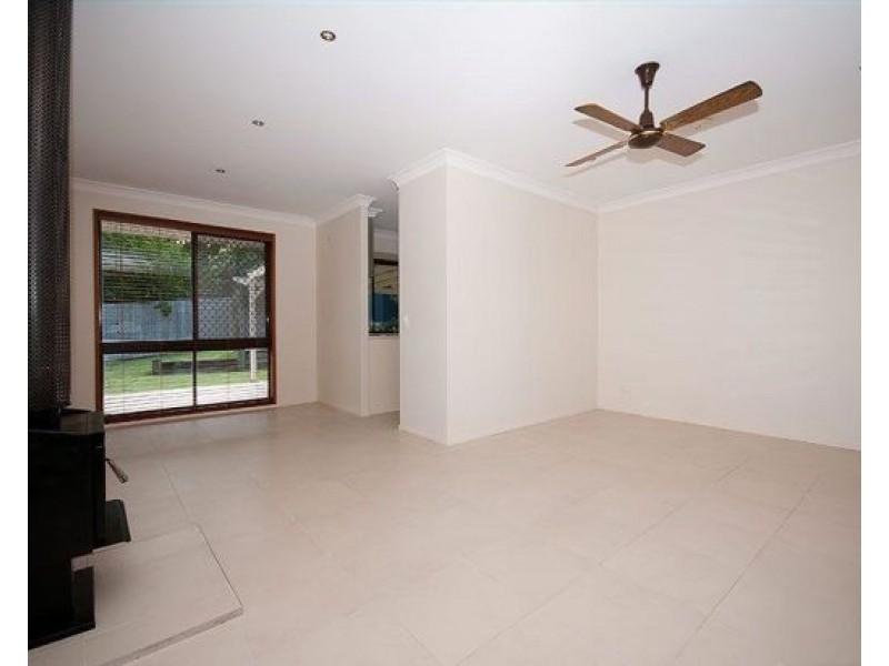 10 Pappas Way, Carrara QLD 4211