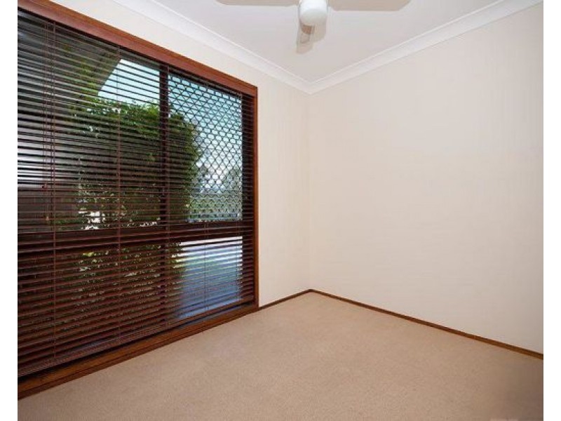 10 Pappas Way, Carrara QLD 4211
