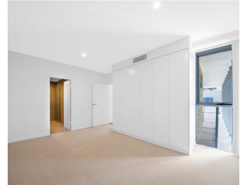 Partially furnished 407/7 Wollongong Road, Arncliffe NSW 2205