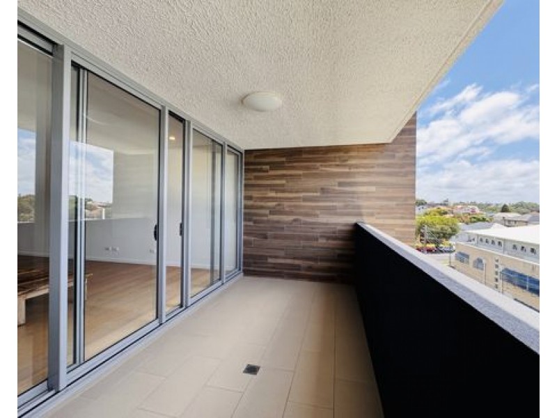 Partially furnished 407/7 Wollongong Road, Arncliffe NSW 2205
