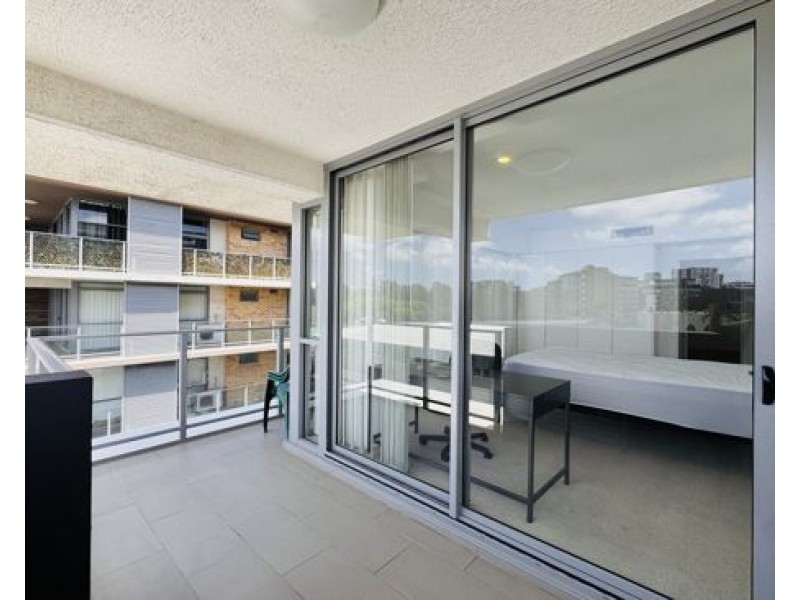 Partially furnished 407/7 Wollongong Road, Arncliffe NSW 2205