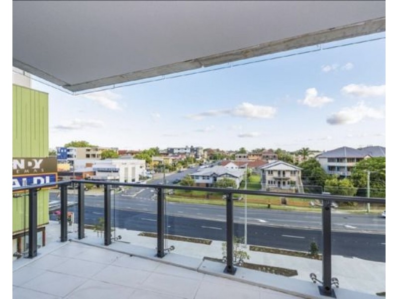 30405/300 Old Cleveland Road, Coorparoo QLD 4151