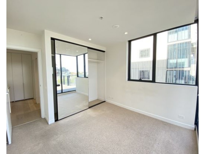 402/140 Dudley Street, West Melbourne VIC 3003