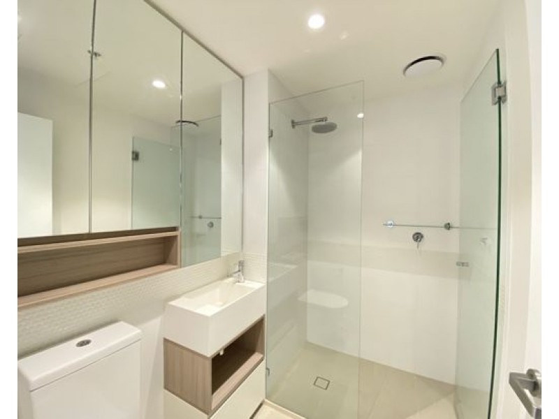 402/140 Dudley Street, West Melbourne VIC 3003