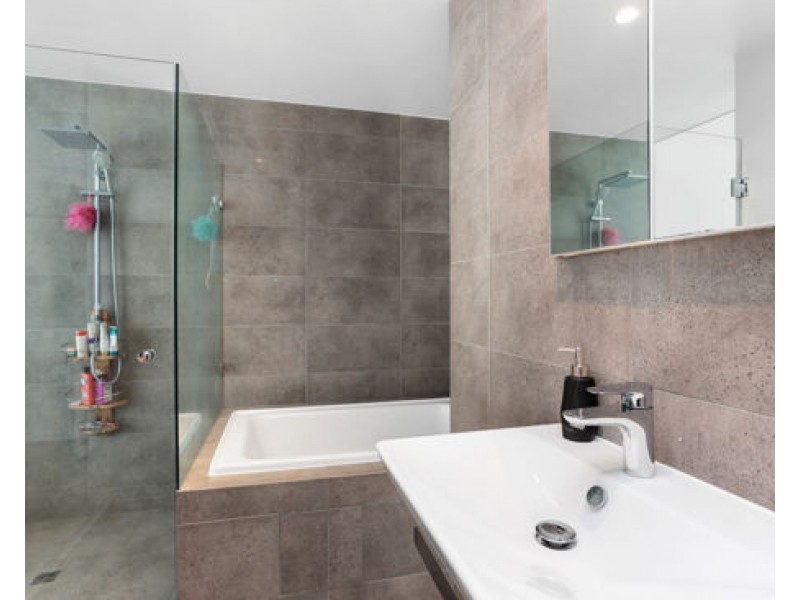 806/5 Cameron Street, South Brisbane QLD 4101