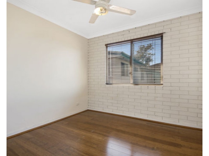 223 Broadwater Road, Mansfield QLD 4122