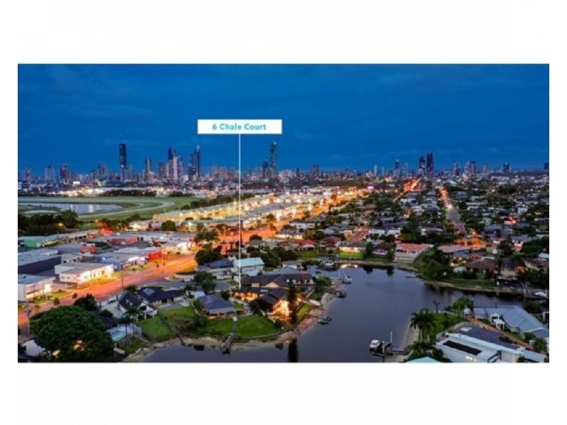 6 CHALE COURT, Bundall QLD 4217