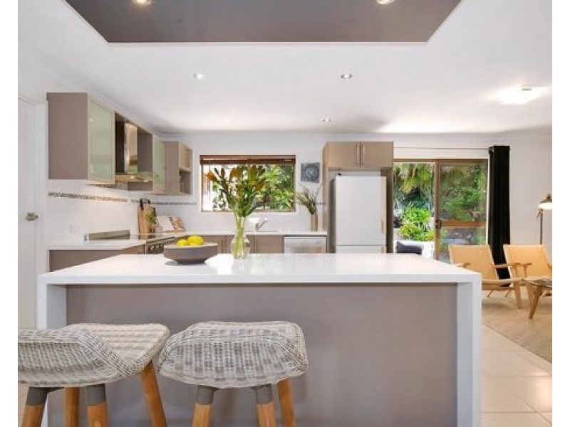 1 Coolehull St, The Gap QLD 4061