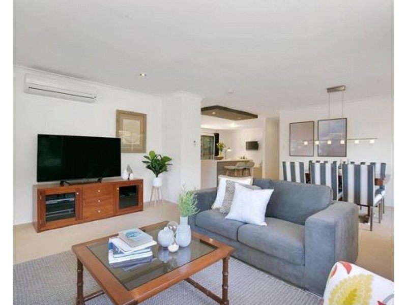 1 Coolehull St, The Gap QLD 4061