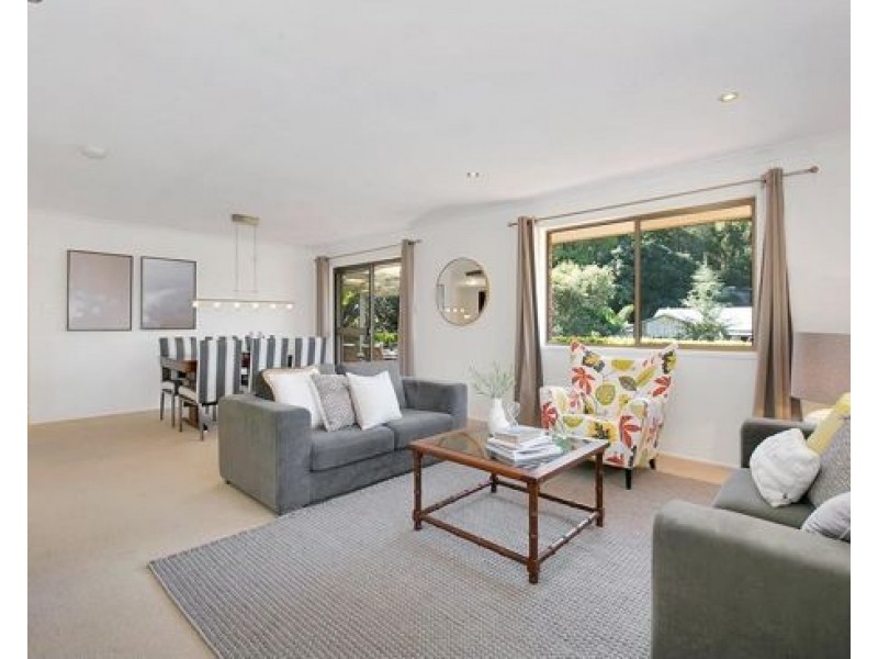 1 Coolehull St, The Gap QLD 4061