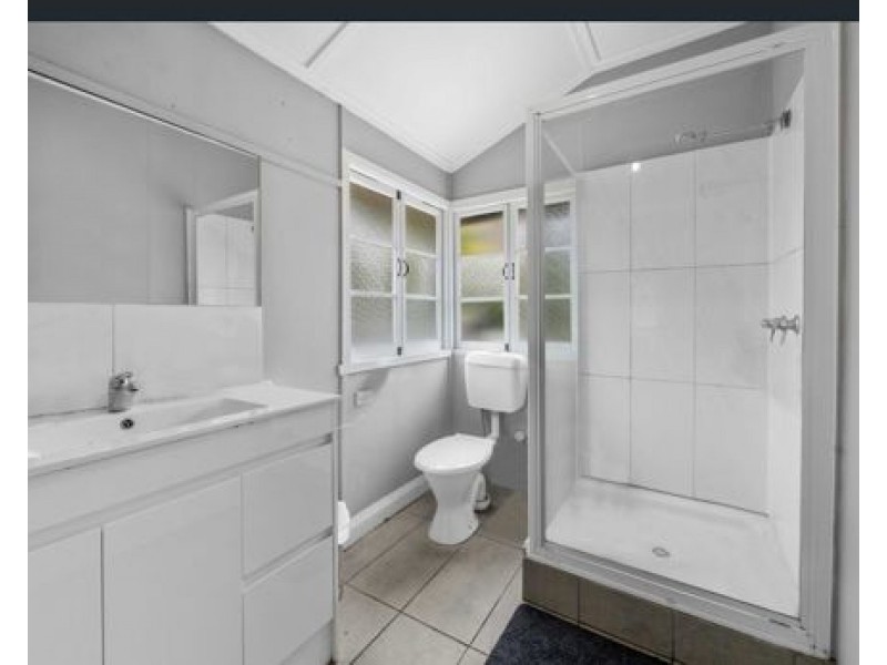 Room1/9A Normanby Terrace,, Kelvin Grove QLD 4059