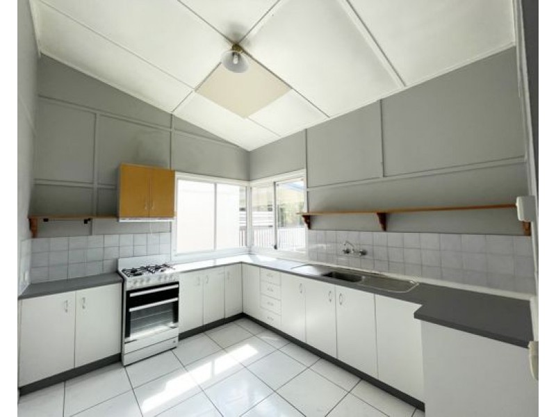 Room1/9A Normanby Terrace,, Kelvin Grove QLD 4059