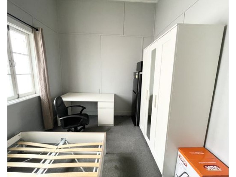 Room1/9A Normanby Terrace,, Kelvin Grove QLD 4059