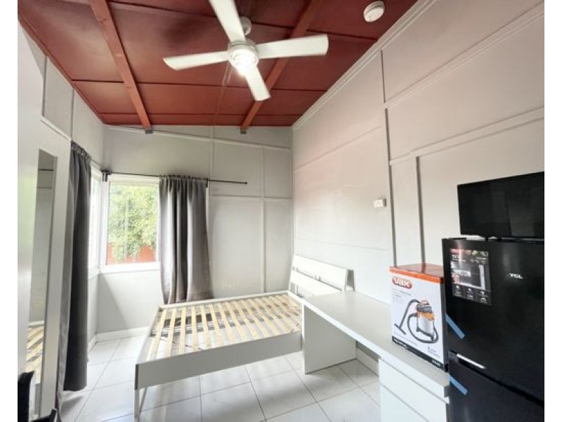 Room1/9A Normanby Terrace,, Kelvin Grove QLD 4059