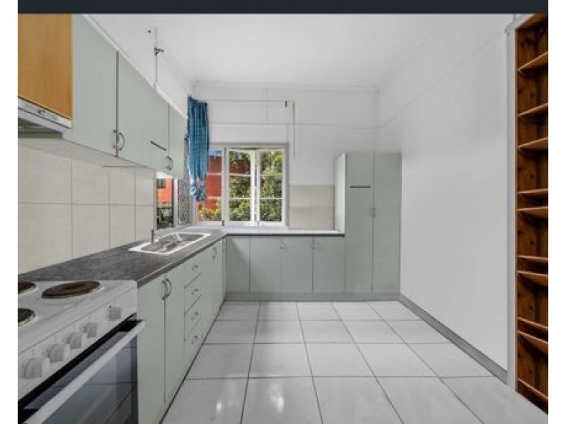 Room1/9A Normanby Terrace,, Kelvin Grove QLD 4059