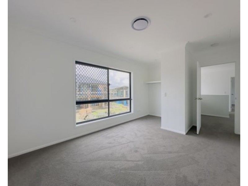 4 92 Frizzell Street, Stretton QLD 4116