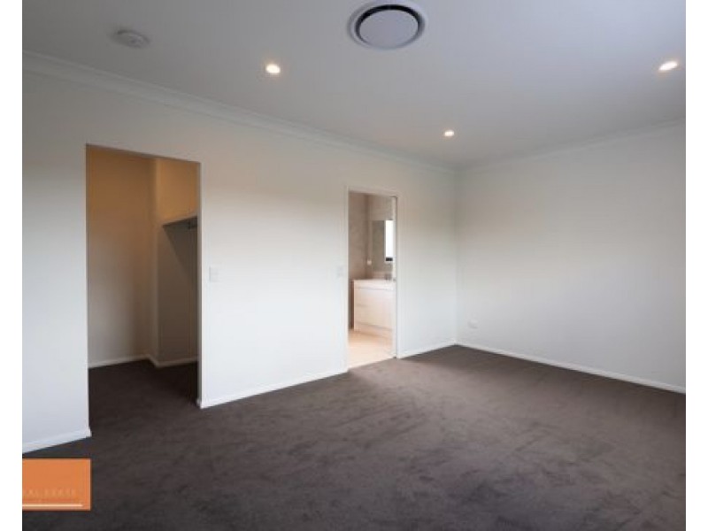 4 92 Frizzell Street, Stretton QLD 4116