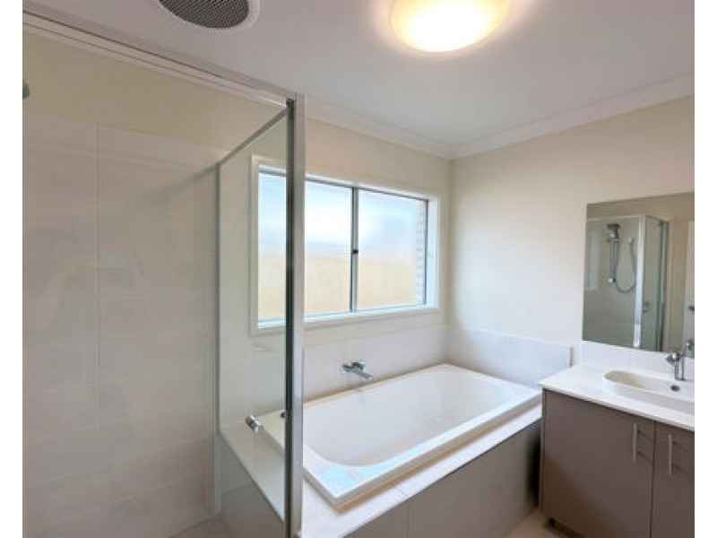 17 Doran Circuit, Park Ridge QLD 4125