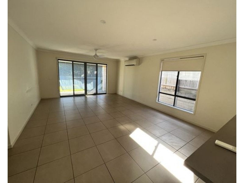 23 eagleton Crescent, Leichhardt QLD 4305