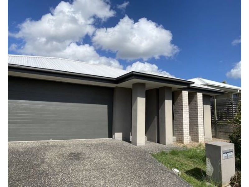 23 eagleton Crescent, Leichhardt QLD 4305