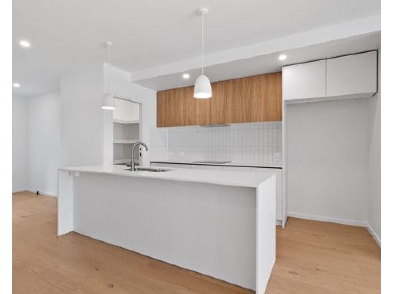 66/7 Lawrence Lyons Place, Kenmore QLD 4069