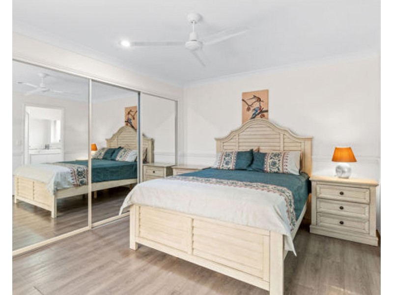8 EVEREST DRIVE, Southport QLD 4215