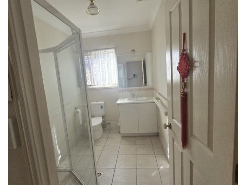9 Ablington Way., Carindale QLD 4152