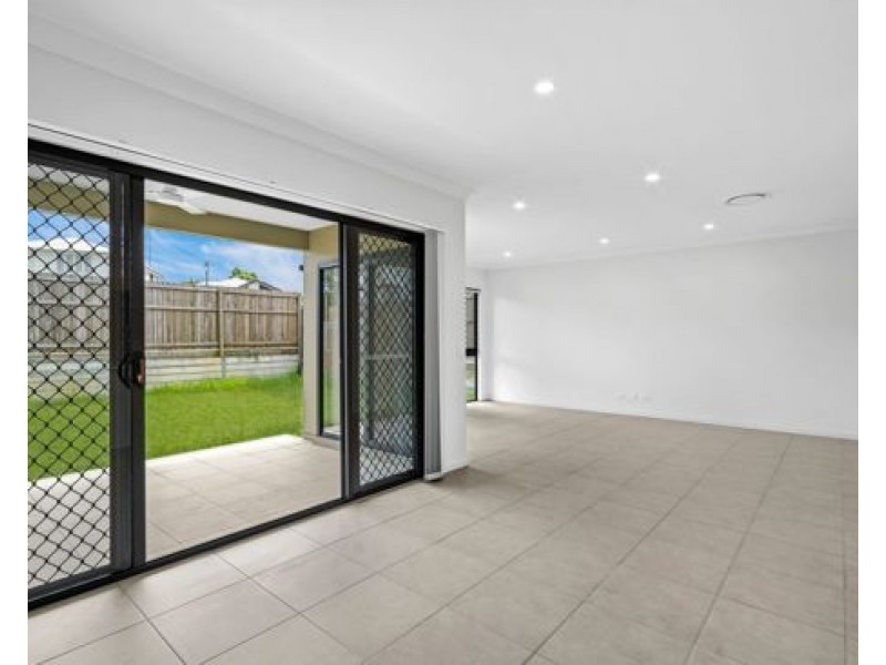 81 Montgomery Circuit, Pallara QLD 4110