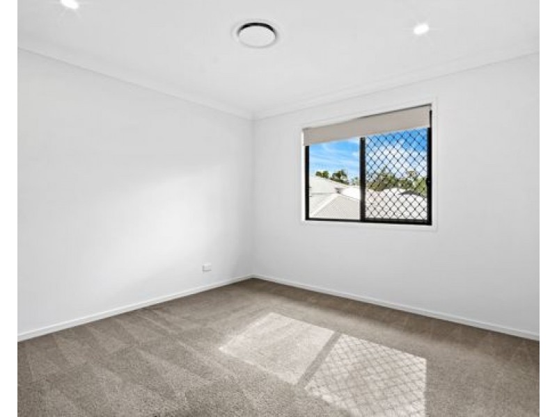 81 Montgomery Circuit, Pallara QLD 4110