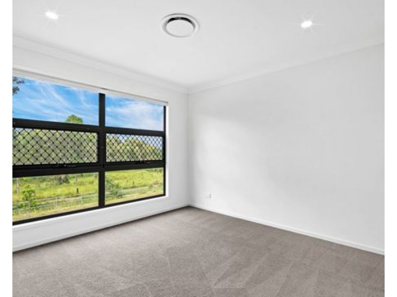 81 Montgomery Circuit, Pallara QLD 4110