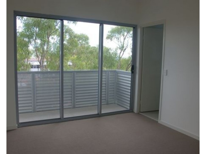 Unit 221/23 Robinson Place, Kelvin Grove QLD 4059