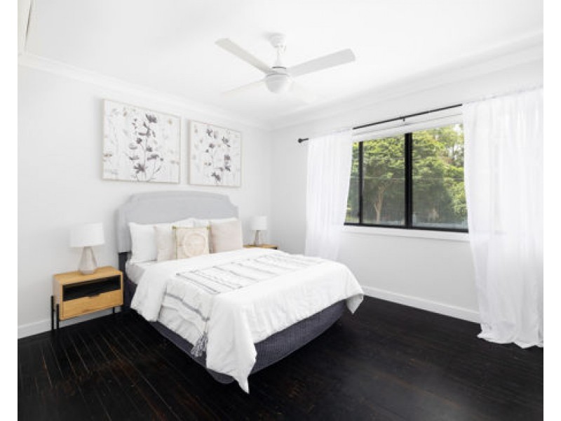 22 Gardenvale Steet, Holland Park West QLD 4121