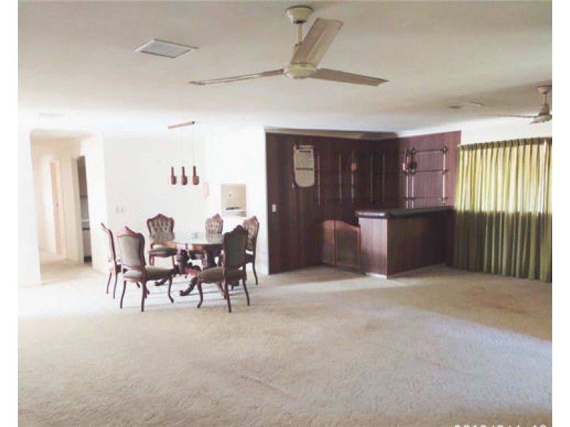 3 yale street, Robertson QLD 4109