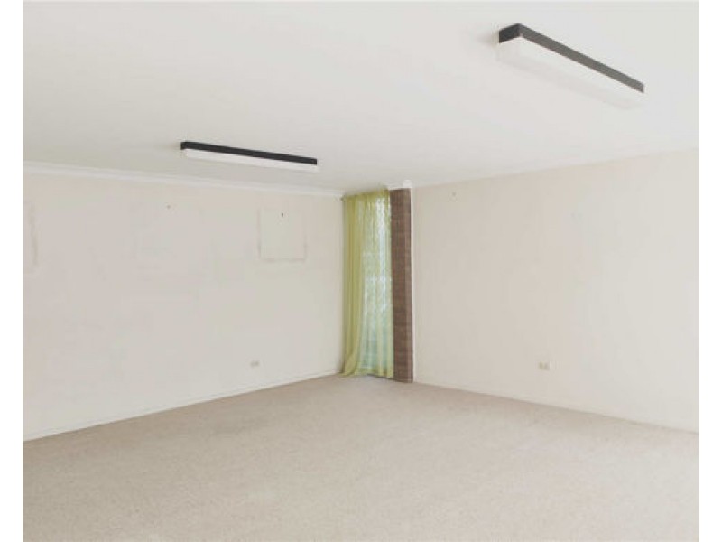 3 yale street, Robertson QLD 4109