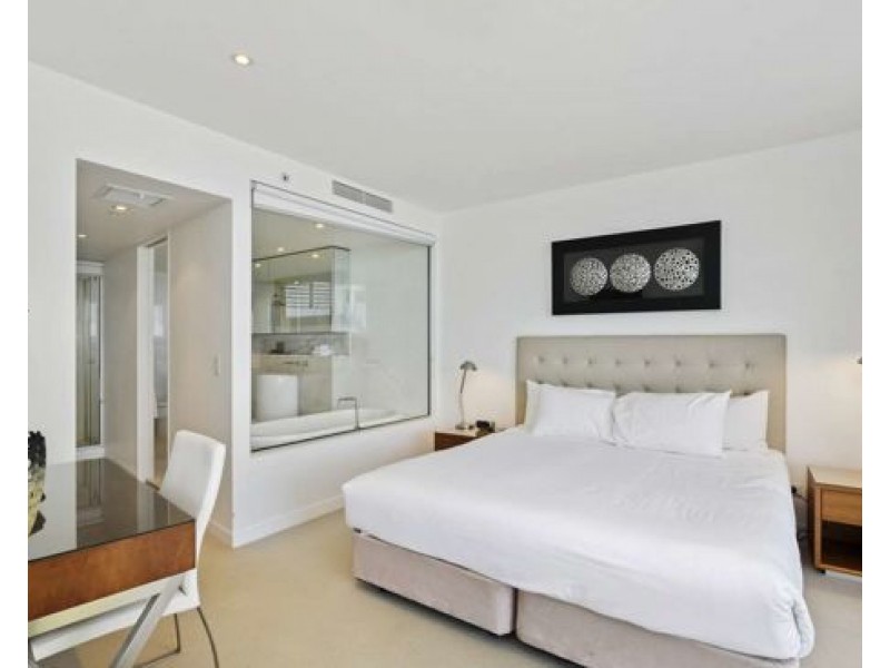 1 Oracle Boulevard, Broadbeach QLD 4218