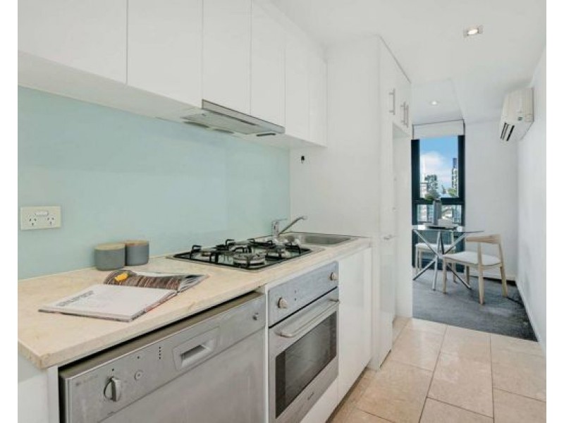 8 DOWNIE STREET, Melbourne VIC 3000